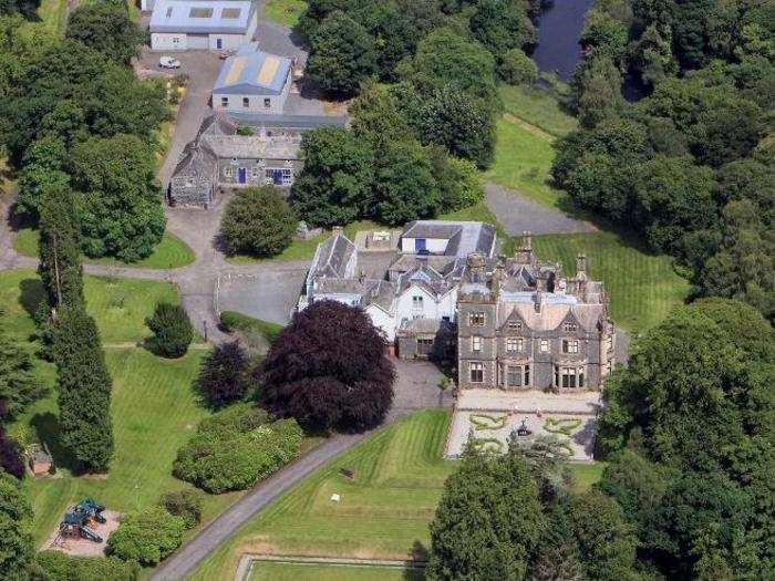 The entire estate is for sale for $3.3 million (£2.6 million). It is represented by estate agency Knight Frank.