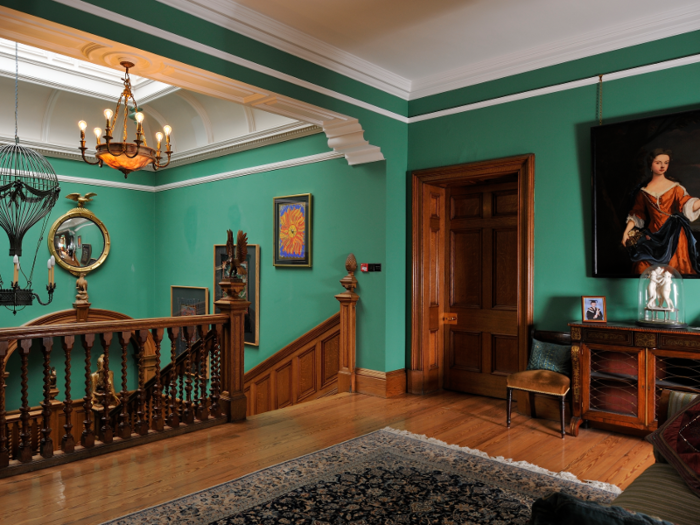 To preserve its history, the owners decorated the mansion with Victorian furniture and art.