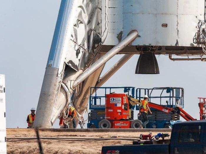 Engineers attached a new Raptor rocket engine to the Starhopper and put it through a series of tests.