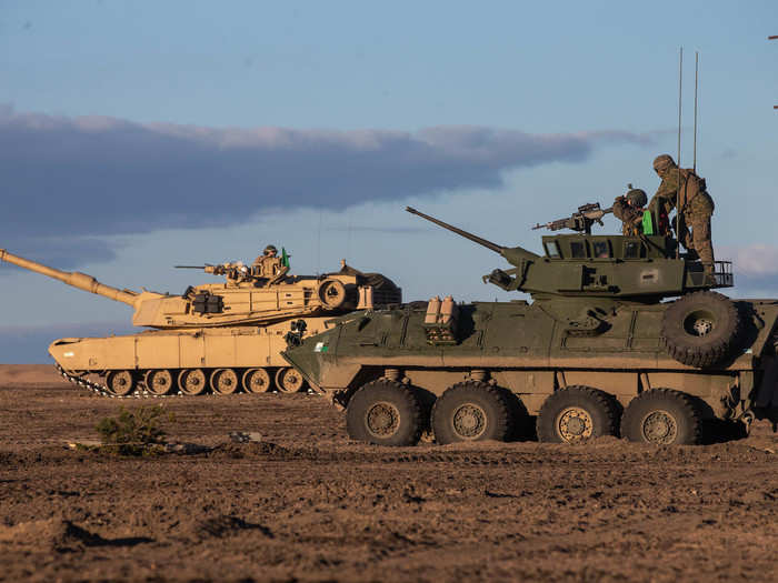 During the situational exercise training, US cavalry soldiers worked with Marines under the direction of the Finnish battalion battle group commander, carrying out attack and defensive maneuvers.