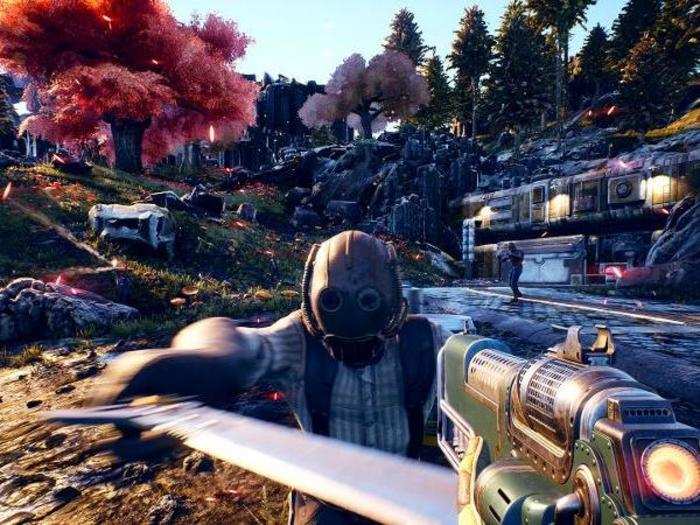 Microsoft showed a detailed story trailer for "Outer Worlds," a first person role-playing shooter that looks like a mix of "Fallout" and "Borderlands."