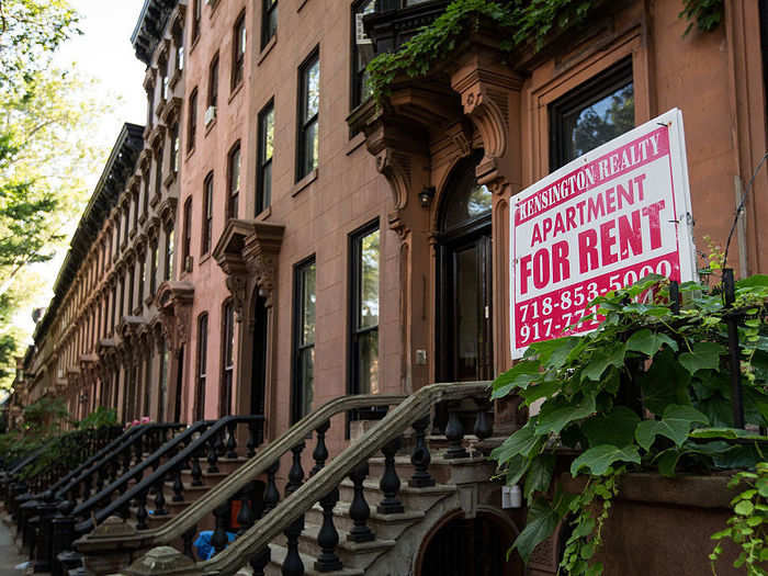 Less than a quarter of housing units in Brooklyn are offering cuts on rent