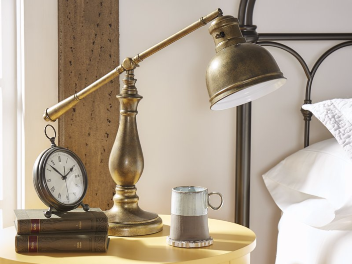 The best antique finish desk lamp