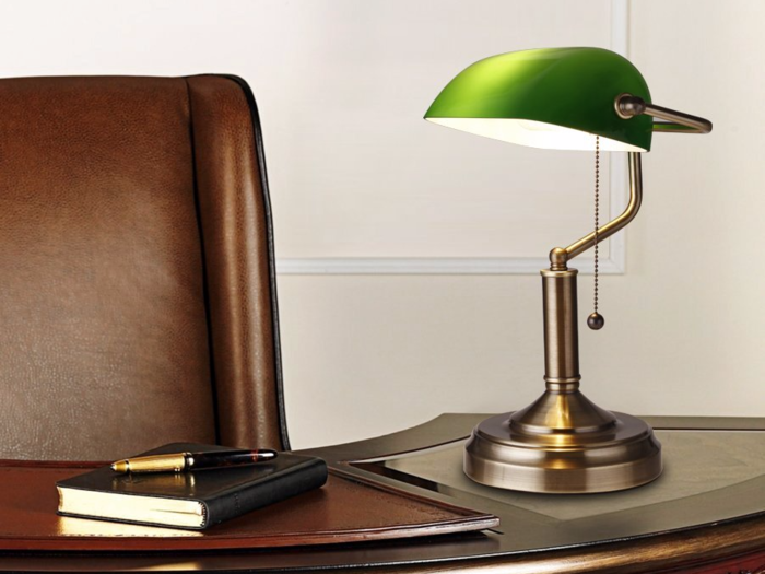 The best traditional desk lamp