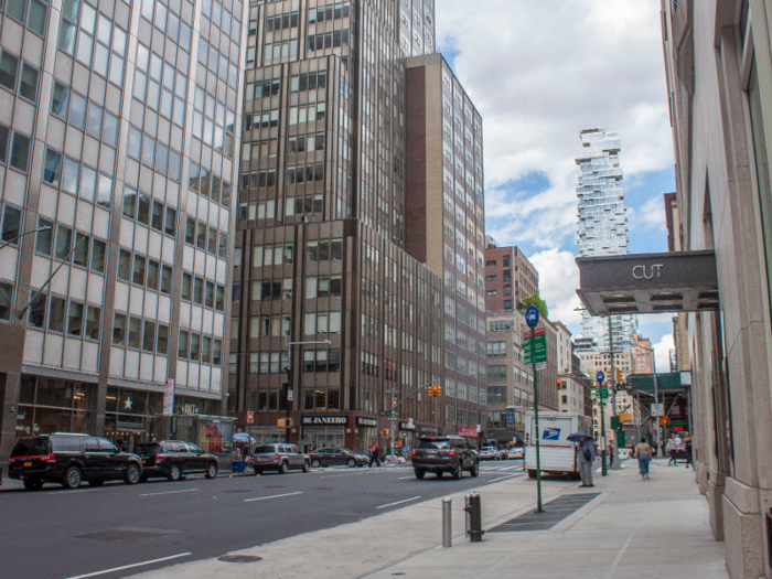 On a recent late-spring afternoon, I decided to take a walking tour of Tribeca to get a feel for the neighborhood.