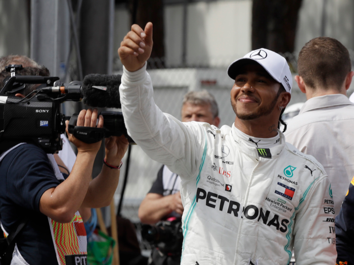 1. Lewis Hamilton makes an estimated $35.0 million (€31.2 million)