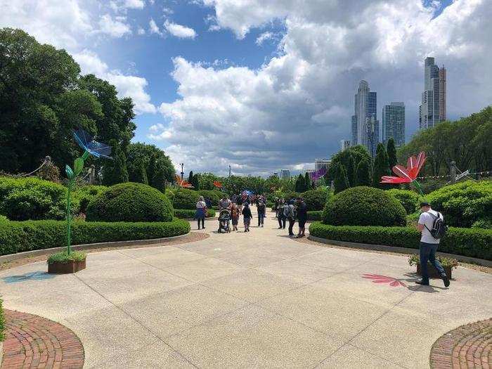 There were giant colorful flowers set up along the walkways.