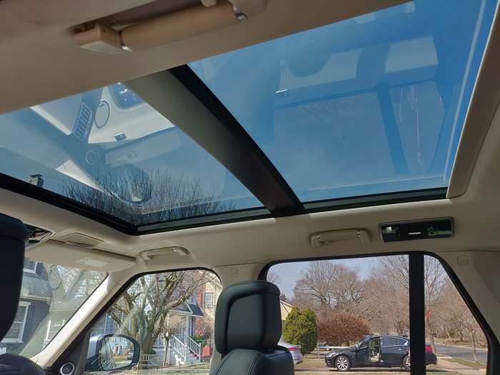 The dual-pane moonroof admits a lot of light ...