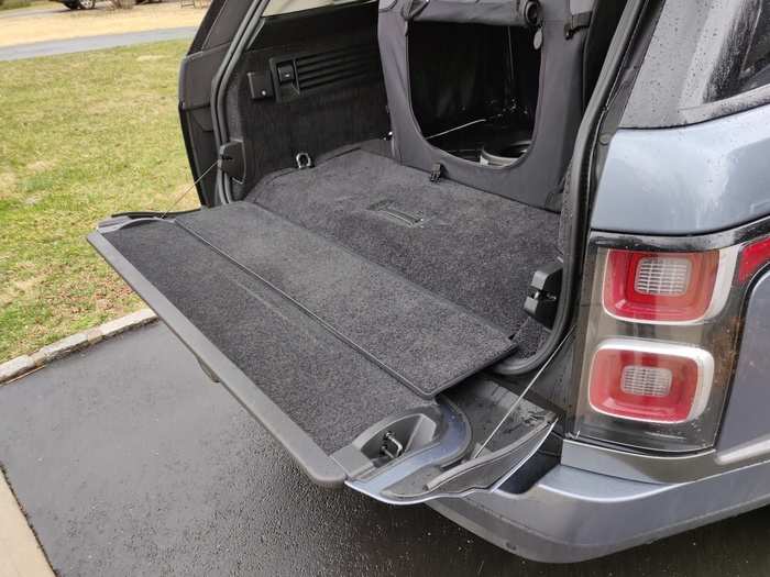 ... A split liftgate!