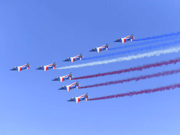 Airbus SE cleaned up on the first day of the 2019 Paris Air Show, locking in $13 billion in orders for new jets to zero for Boeing Co.