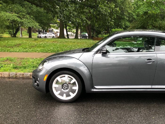 The 18-inch white alloy wheels were a little weird initially, but I grew to like them.