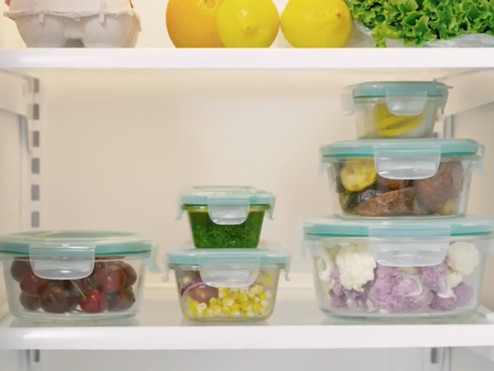 Glass storage containers to keep food from spoiling