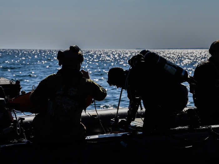 During the exercise, German, Norwegian, Danish, and US sailors tracked down three WWII-era mines on the seafloor in German waters.