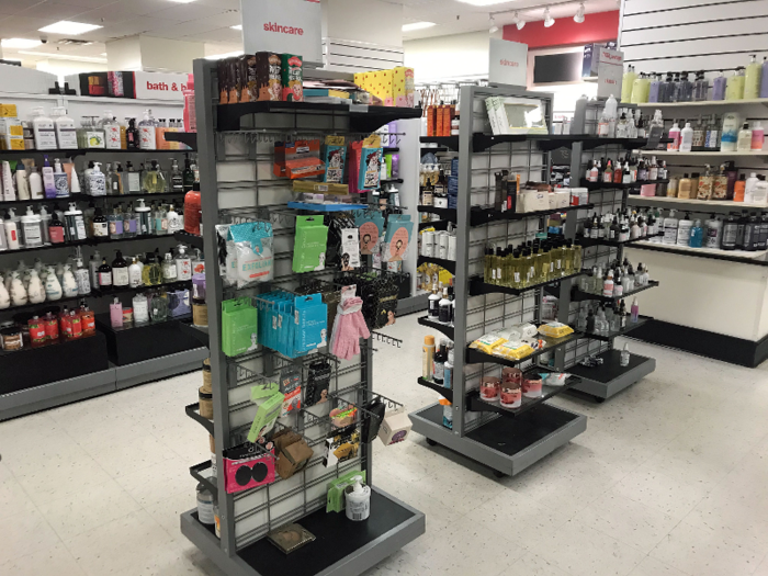 Like the London store, TJ Maxx also had a large assortment of makeup, beauty, and bath products. This was possibly the most organized section of the store.