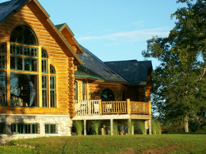 2. The 50,000-square-foot Muy Grande Ranch and Resort is currently for sale in North Michigan.