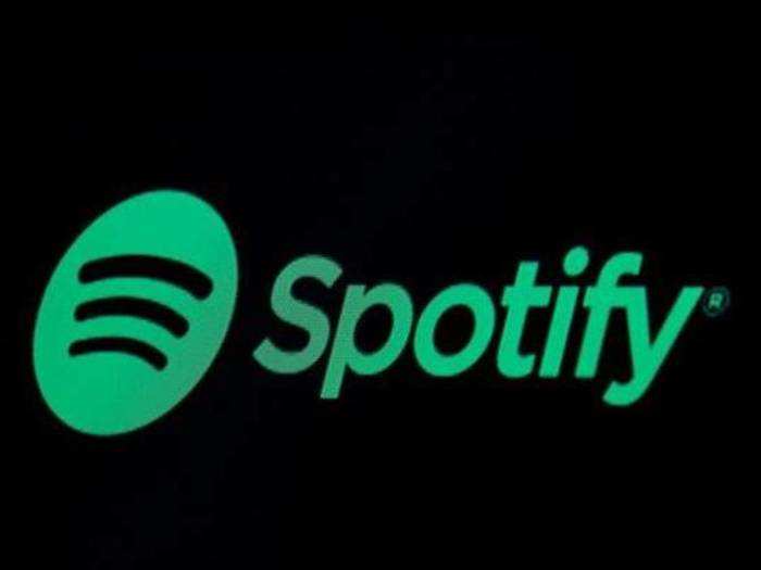 Apple hits back at Spotify to say the music streaming company pays tax for less than 1% of its members