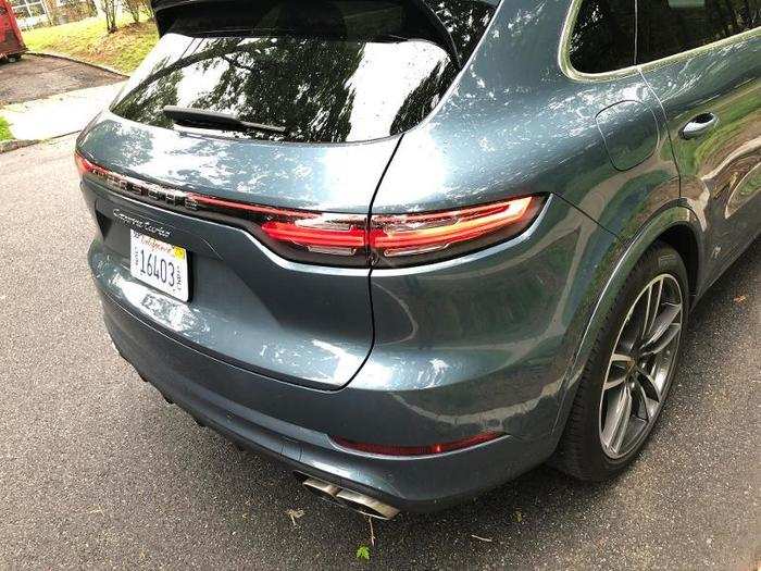 The best thing I can say about this part of the 2018 Cayenne Turbo is that the slashing, wraparound tail light configuration and quad pipes jazz up what