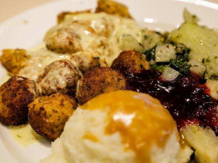 They had a golden-brown crust that made me suspect they were deep-fried. I ignored the boiled veggies, because who boils veggies?