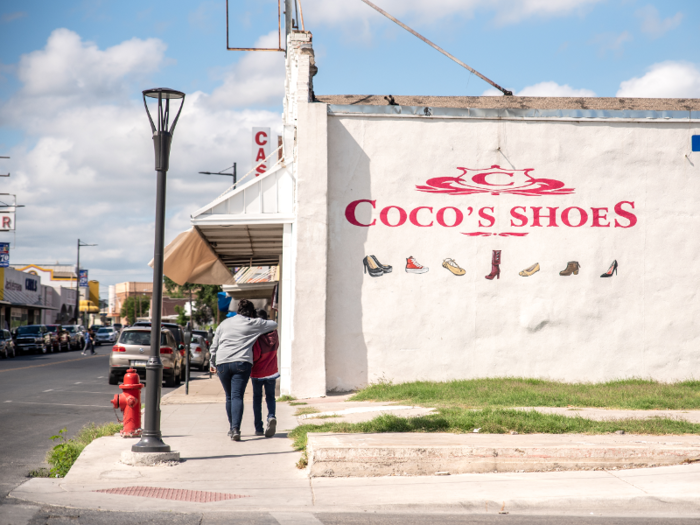 Eagle Pass, Texas: 92.2% of the city speaks Spanish.