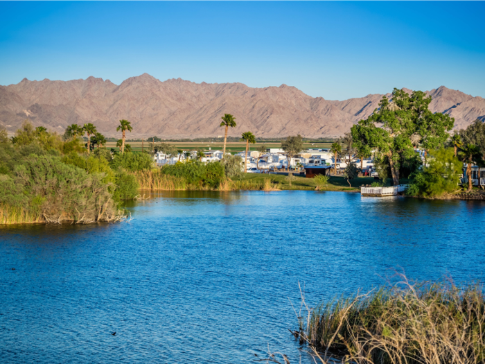 Yuma, Arizona: 51.9% of the city speaks Spanish.