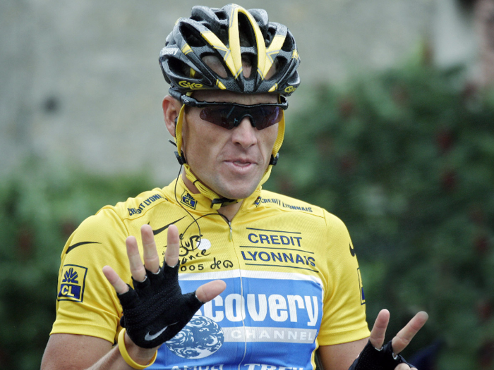 2005: Lance Armstrong wins seventh straight Tour de France.