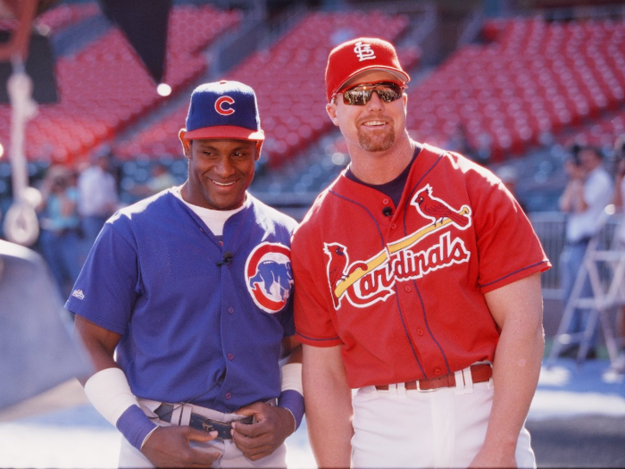 1998: Sammy Sosa and Mark McGwire battle in a home run chase.