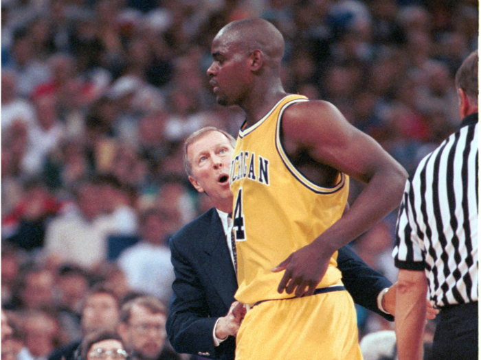 1993: Chris Webber calls a timeout Michigan doesn