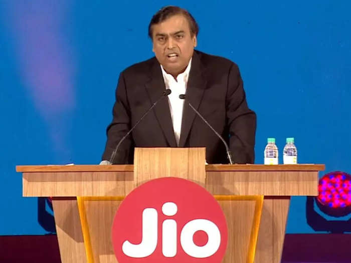 Mukesh Ambani and Mark Zuckerberg join hands to target millions of India