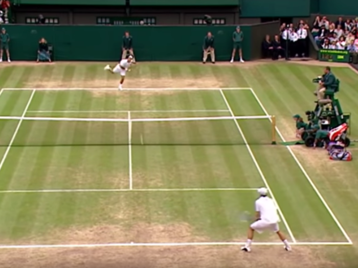 2005 (Roger Federer defeated Andy Roddick) — While we still see some wear near the net, the big change in the mid-2000s is how much deeper the dead grass is at the baseline. Instead of dead grass on both sides of the line, it is almost entirely behind it.