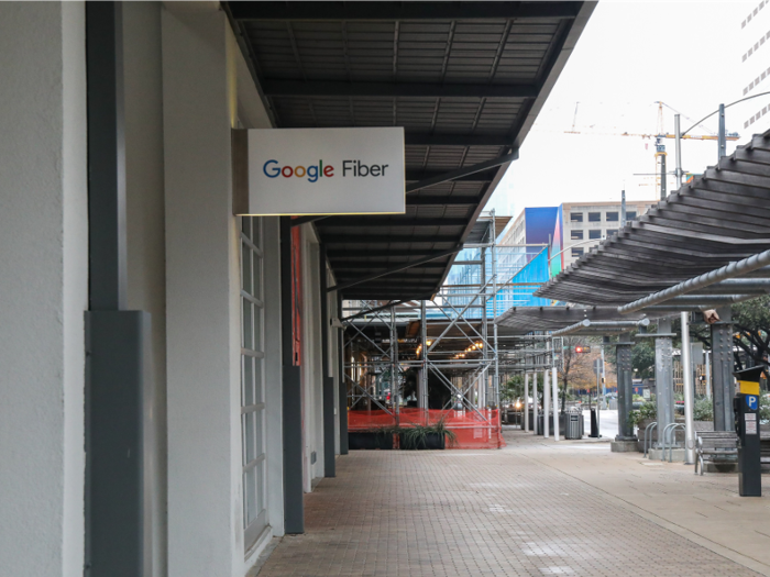 There are now over 800 Google employees in Austin.