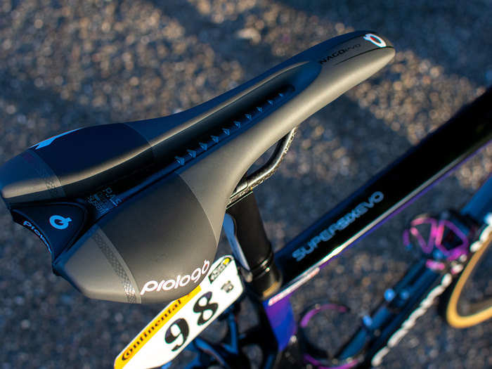 Woods rides a Prologo Nago Evo PAS saddle.