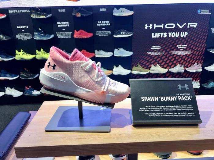 This fluffy pink shoe paid homage to basketball player Dennis Smith Jr. and his exercises that helped him become one of the best jumpers in the game — he called them the "Bunny Pack."