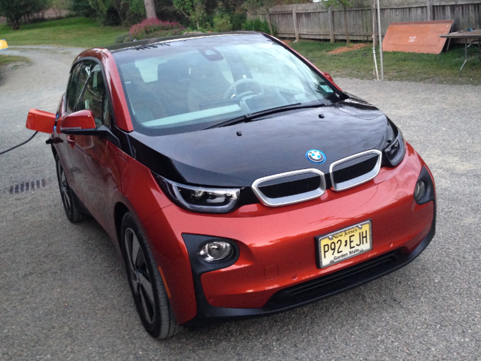 6. BMW i3