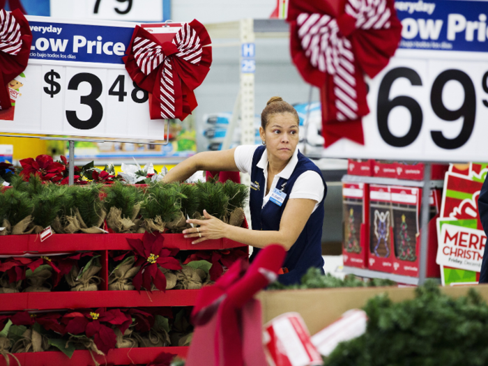 Overnight stockers wages hang toward the low side of the scale