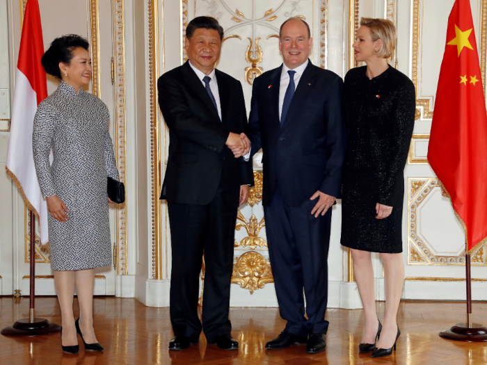 The prince and princess also host global heads of state, such as President Xi Jinping of China and his wife, Peng Liyuan.