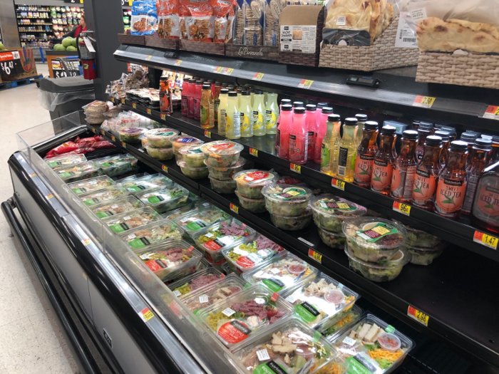 The quick and easy lunch option we saw at Walmart in the US was a small selection of salads for around $4 (£3.15) each. Asda definitely had a better selection of grab-and-go foods.