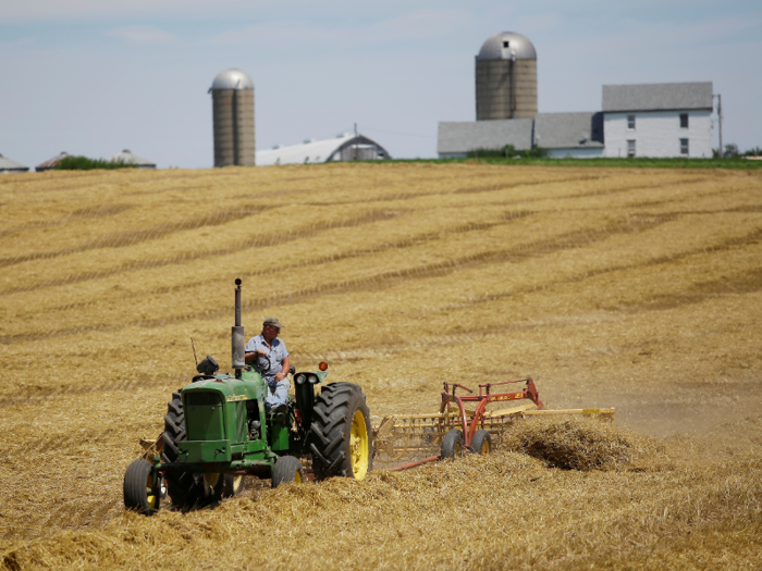 Florida: Farmworkers and laborers, crop, nursery, and greenhouse had a 50% decline in employment between 2013 and 2018.