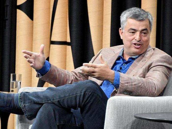 Eddy Cue is still at Apple. He