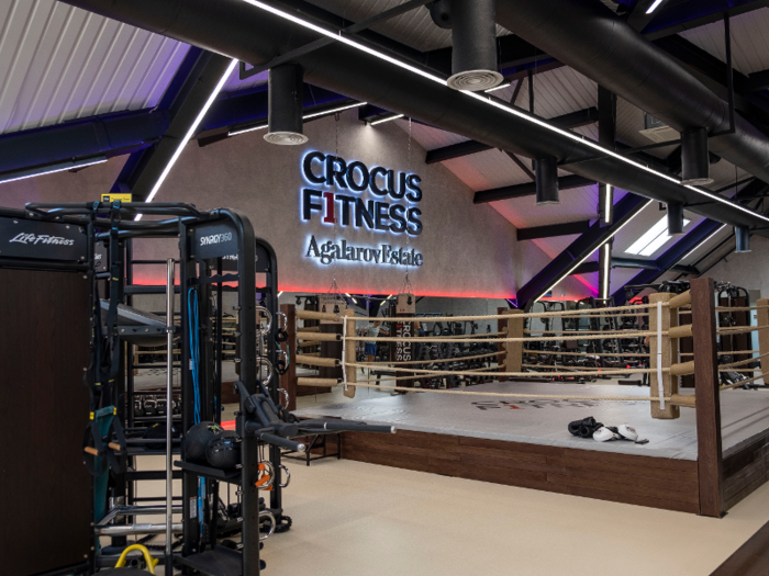 The exercise venue also offers a boxing ring, weight machines, treadmills, and other cardiovascular machines.