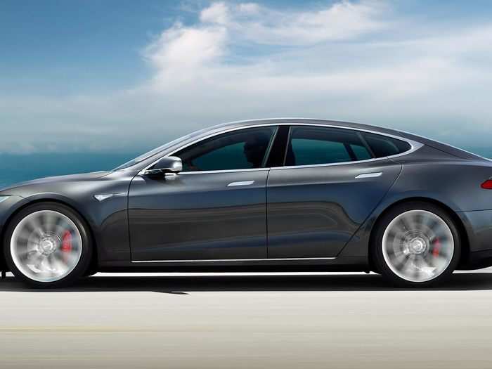 8. More wheel options. For the current Model S, there are two 19-inch options and a single 21-inch choice. I