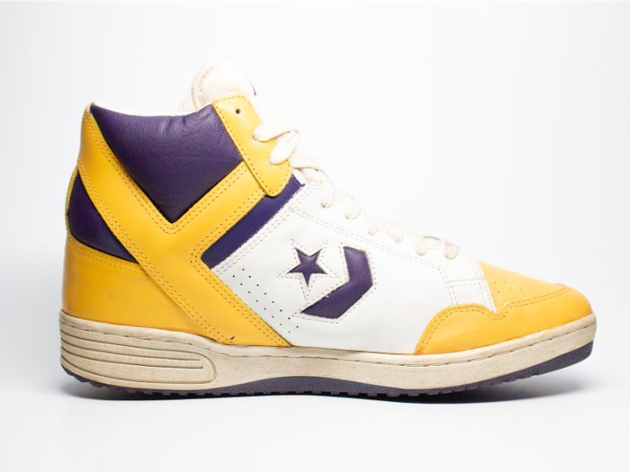 Semmelhack calls the 1986 Converse Weapon "one of the most advanced basketball shoes of the era." The design offered maximum stability, and it was worn by both Larry Bird and Magic Johnson, two basketball greats, during the 