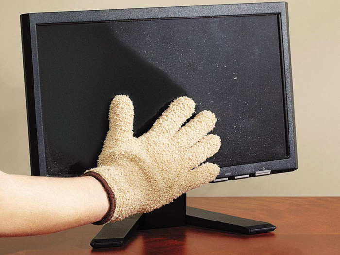 A pair of dusting gloves