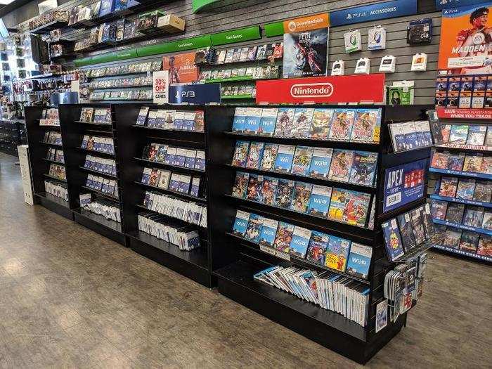 The vast majority of the stores are made up of empty space, as the primary item on sale — games — line the walls. There are various sales islands set up, but much of the GameStop retail experience is vast open spaces.