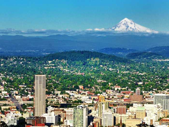 10. Portland, Oregon: The per capita GDP of $63,731 and the GDP growth rate of 3.0% were both the tenth highest among the big metro areas.