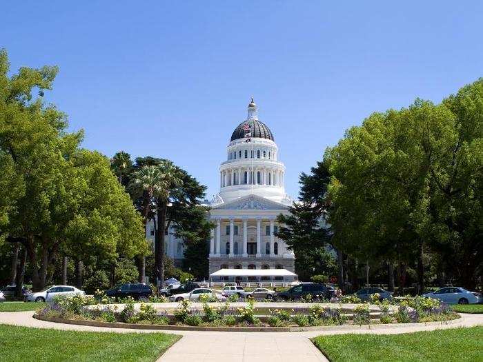 In Sacramento, California, the average wedding costs $26,000.