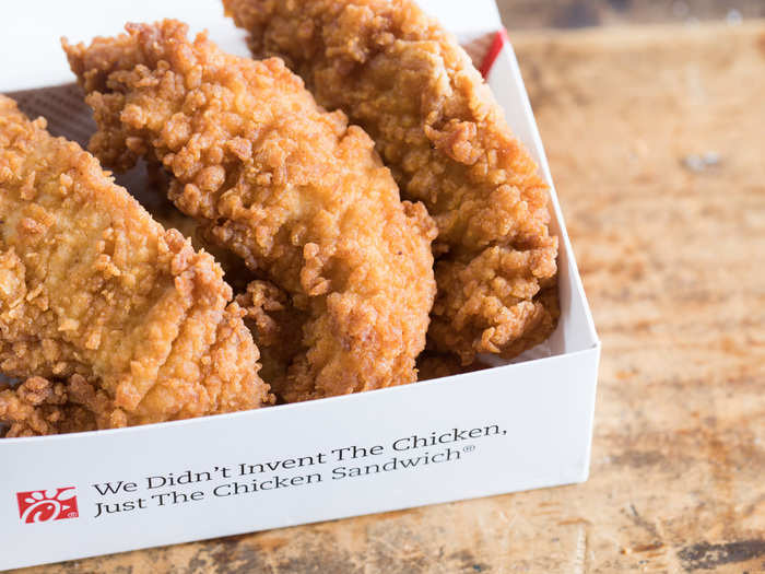 CHICKEN CHAIN: CHICK-FIL-A: Chick-fil-A dominated the fried chicken competition in all metrics but one: Raising Cane