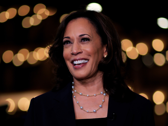 3. Kamala Harris (D)