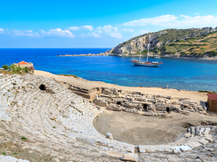 At the end of the peninsula is the Ancient Greek settlement of Knidos. The harbor was a shipping center in 4th century BC; today, it