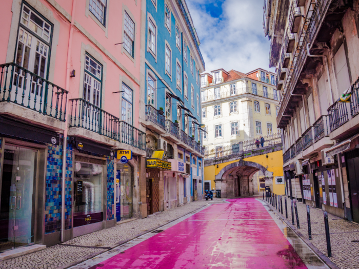 In her blog, Lauren suggested spending a night out bar-hopping in Bairro Alto or on Pink Street.