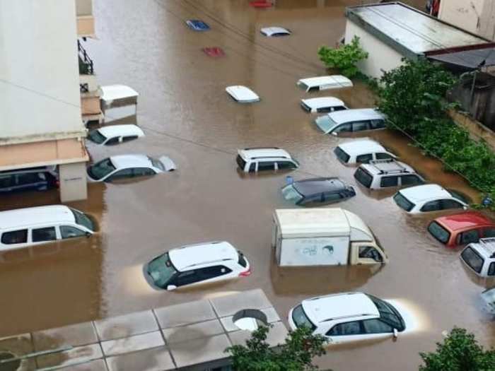 For the sixth consecutive day today, parts of Pune, Satara, Kolhapur and Sangli is hammered by incessant rains, submerging large areas of land, fields, villages, towns and cities. Both road and rail traffic is hit badly.